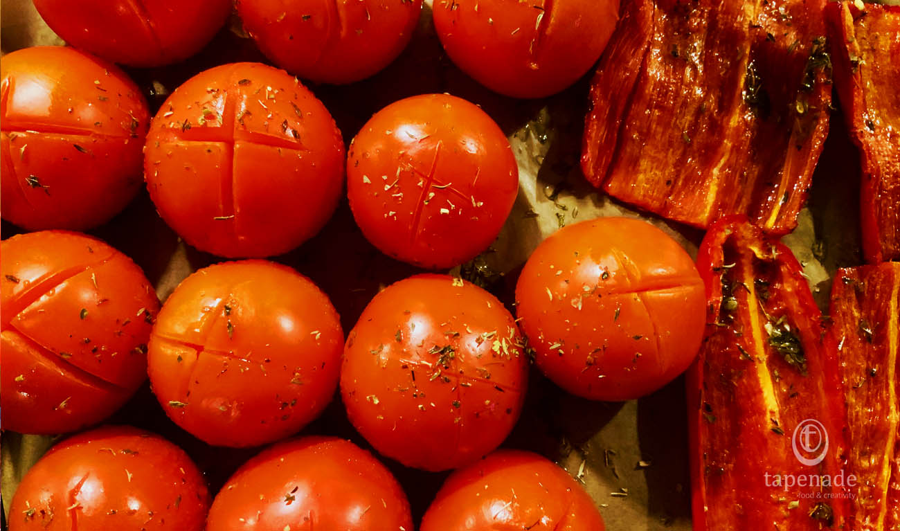 Tomato pepper soup