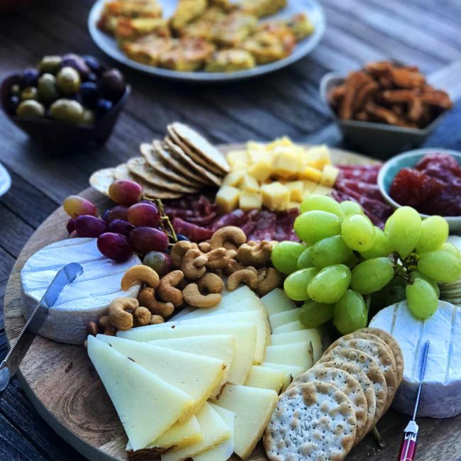 food_cheeseboard_tapenadefoodcreativity